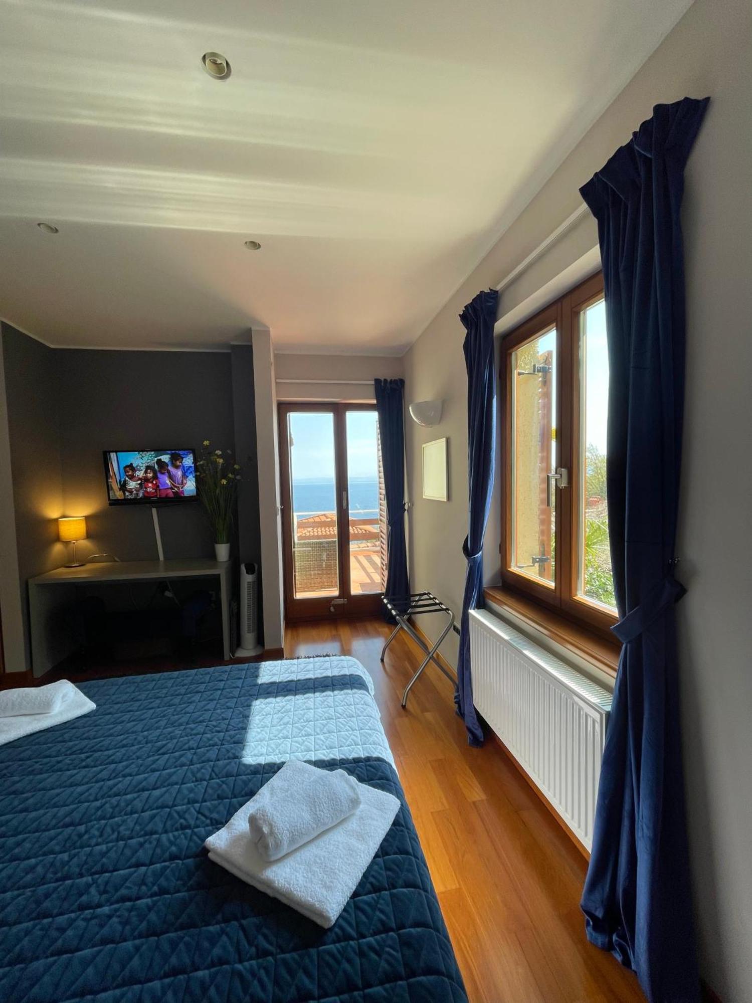 Villa Lovran - 150M To The Beach - Infinity Pool - Incredible Sea View - Fitness Room Экстерьер фото